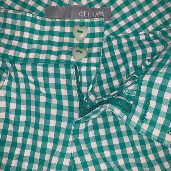 dEliA*s green checkered short size 7 pleated ADORABLE Heart Buttons! - Picture 4 of 10